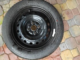 Toyota Yaris 185/60R15 - 3