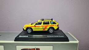 1:43 ŠKODA OCTAVIA COMBI SCOUT CZ RESCUE - 3