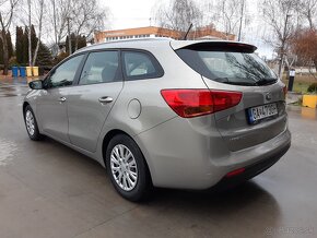 Kia Cee´d 1.6 CRDi LX/Silver 94KW,Diesel 6M - 3