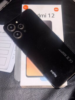 XIAOMI HYPER ÔS REDMI 12 - 3