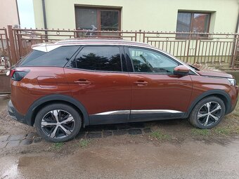 Predám Peugeot 3008 ALLURE 1.5 BlueHDi 130k EAT8 (EURO 6.2) - 3