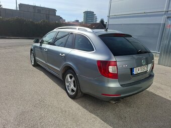 Škoda Superb 2 4x4 2.0Tdi 103kw CFFB Combi - 3