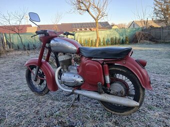 Jawa 250 - 3