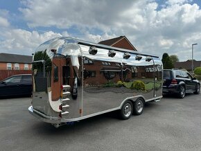 Food truck - pojazdná kuchyňa, výčap, predajňa Airstream - 3