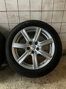 5x114.3mm R17 Suzuki 215/55 R17 zimne - 3