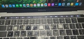 Apple MacBook Pro 2019 A1989  Sequoia OS - 3