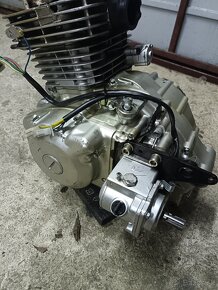 Mám záujem o motor ATV 300 - 3