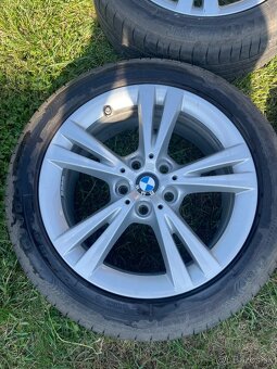 BMW R17 komplet ET54, zanovne pneu 205/55 R17 - 3