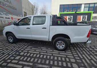 Predam Toyota Hilux 2011 - 3