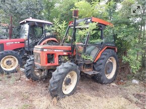 KÚPIM TRAKTOR ZETOR - 3