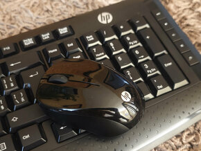 HP Wireless Keyboard and Mouse 300 - 3