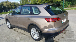 Predam vw touareg 3,0tdi 4x4, 170kw - 3