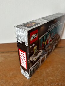 LEGO® Marvel 76216 Zbrojnica Iron Mana - 3