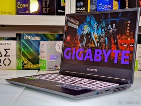 Herní notebook GIGABYTE | RTX 3060 130W | 16GB | SSD - 3