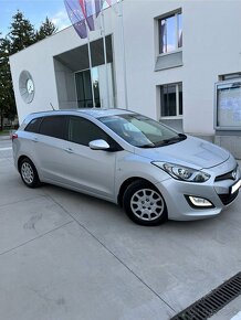 Hyundai i30 combi 1.6 crdi nová STK/Ek - 3