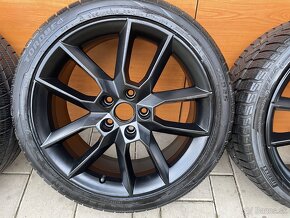 GEMINI SCHWARZ skoda Octavia RS 3 5x112  7,5x18 ET 51 - 3