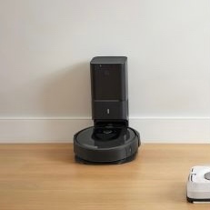 iRobot Roomba i7+ - 3