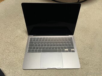 NEPOUŽÍVANÝ Macbook Air 13 M1 - 8GB RAM 512GB SSD - 3