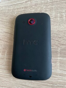 HTC Desire C - 3