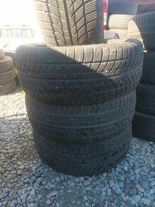 235/50r18 - 3