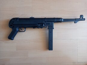 Samopal MP-40(plastová replika) - 3