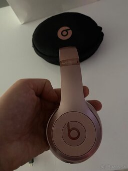 Sluchátka Beats Solo 3 Wireless Rose Gold Top stav - 3