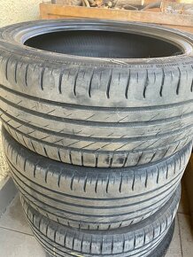 Nokian wetproof 225/45 R17 - lezne pneu - 3