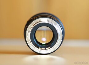 Canon EF 85mm f/1.8 USM - 3