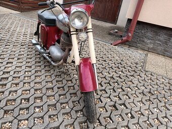 Jawa 250 - 3