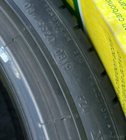 Pirelli 225/40r19 P Zero letné - 3