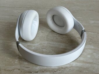 Beats by Dr. Dre Studio Pro Wireless, white - 3