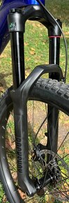 Celoodpružený karbónový ebajk Trek Fuel EXe 9.5 veľ. XL - 3