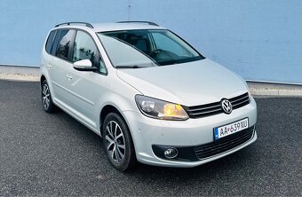 VOLKSWAGEN TOURAN - 3