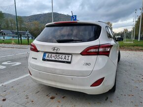 Hyundai i30cw,1,6 GRDi,94kW,automat - 3