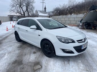 Opel Astra 1.4 - 3