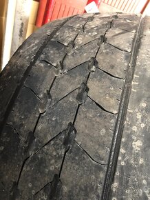 Good year 315/70 R22.5 - 3