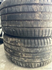 Pirelli 275/35 R20 - 3