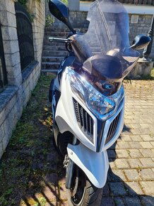 Kymco300 - 3