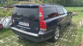 Volvo V70 D5 120kW - 3