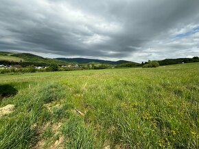 STAVEBNÝ POZEMOK O VÝMERE 1043 m2 V LUBINE-HRNČIAROVÉ NA PRE - 3