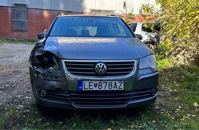 Volkswagen Touran 2.0 - 3