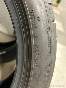 Pirelli P ZERO 245/40/19 - 3