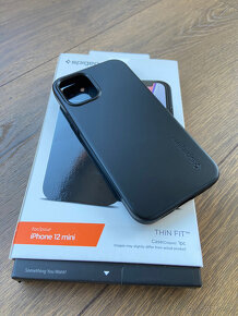 P: Spigen Thin Fit Black iPhone 12 mini - 3