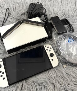 Nintendo Switch OLED White - 3