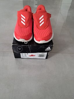 Adidas botasky 20 - 3