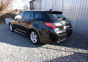 Toyota Corolla 1.8i HYBRID e-CVT 87 000KM DPH hybridní - 3