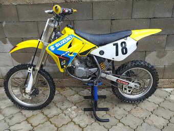 Suzuki RM 85 - 3