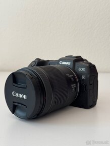 Canon RP + Canon RF 24-105mm + Samyang 85mm - 3