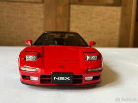 1:18 autoart Honda NSX - 3