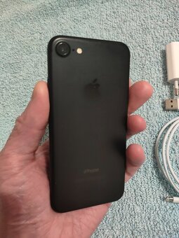 Apple iphone 7 128GB Black - 3